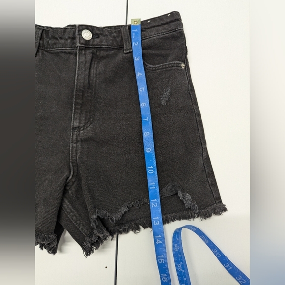 H&M Black Denim Shorts - Picture 6 of 10